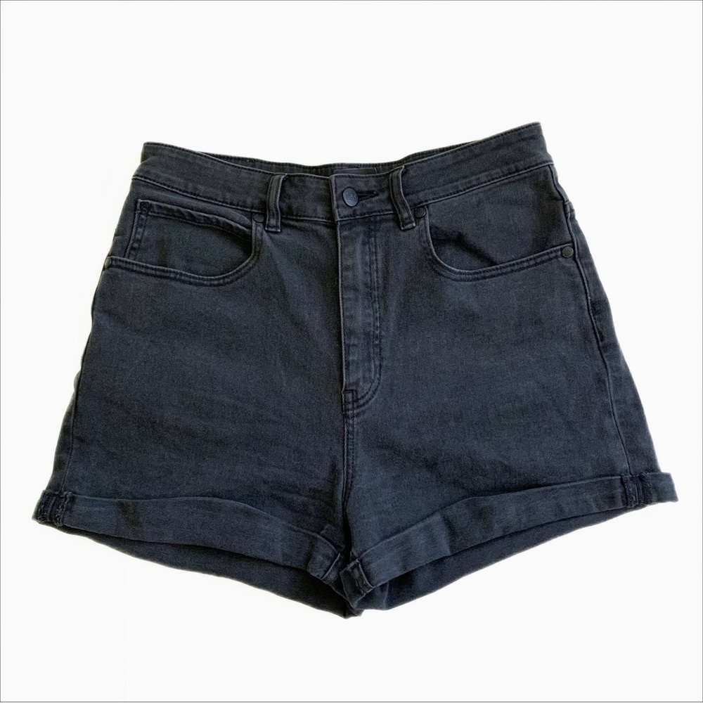 Lee Stevie Short Vintage Inspired High Rise Black Denim Cuffed Shorts - Picture 5 of 10